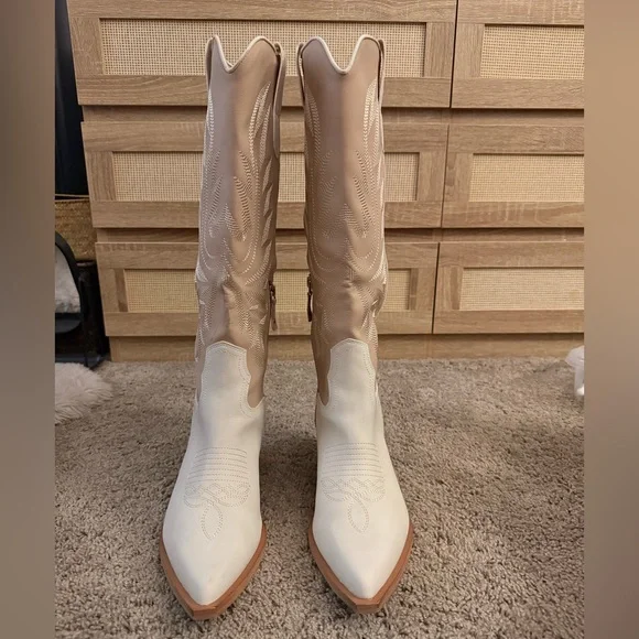 Women’s Two-Tone Beige & White Western High Boots - Picture 2 of 5